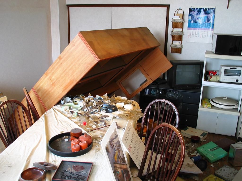 地震発生直後にやるべきこと