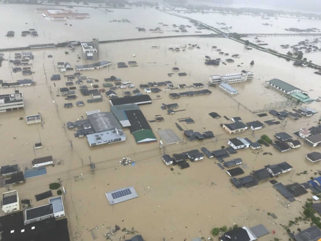 梅雨の季節にあなたが取るべき防災対策は？